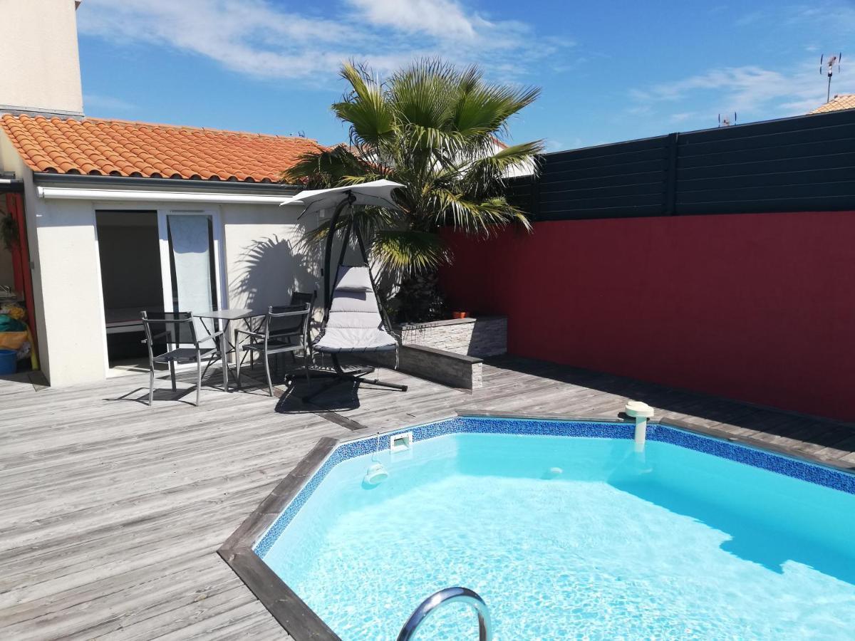 Studio Independant Chez L'Habitant Avec Piscine Et Cuisine Exterieures La Rochelle  Eksteriør bilde