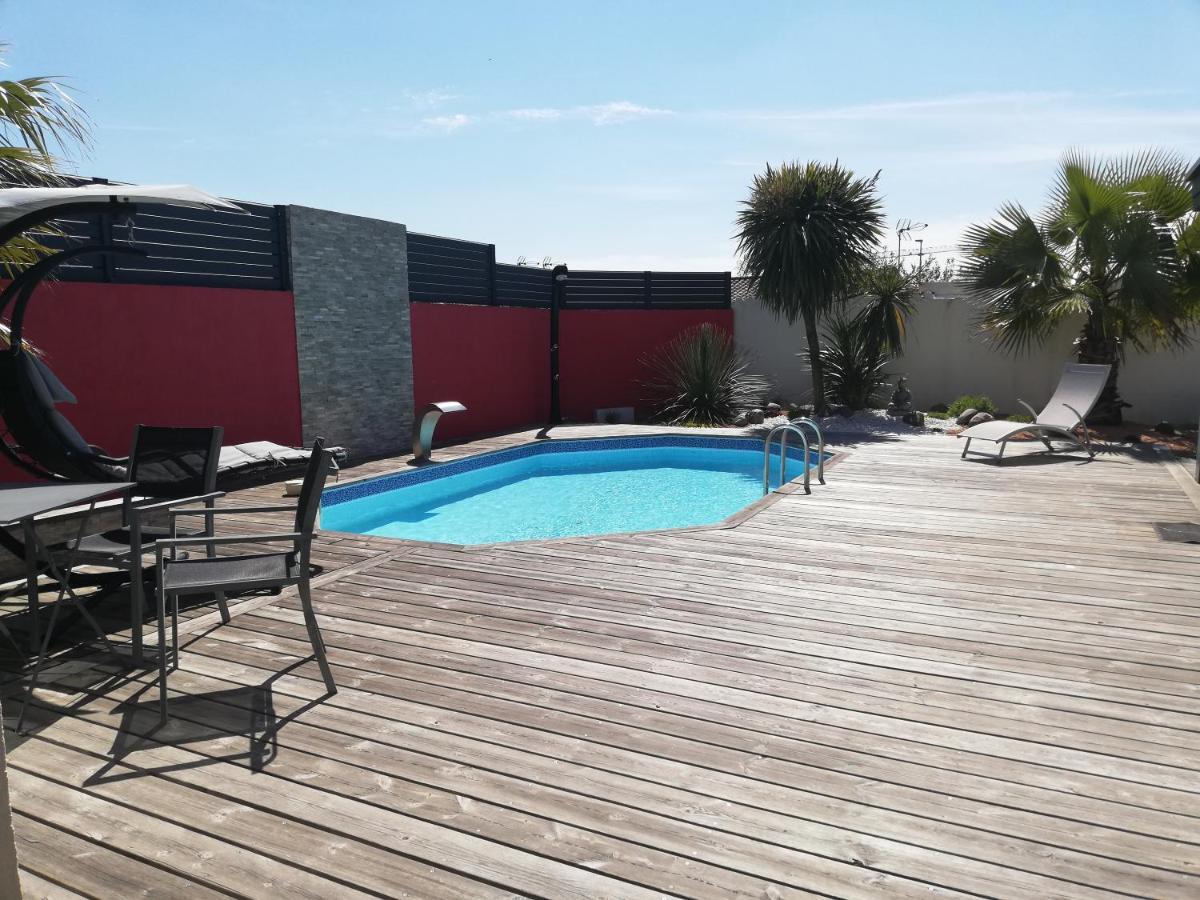 Studio Independant Chez L'Habitant Avec Piscine Et Cuisine Exterieures La Rochelle  Eksteriør bilde