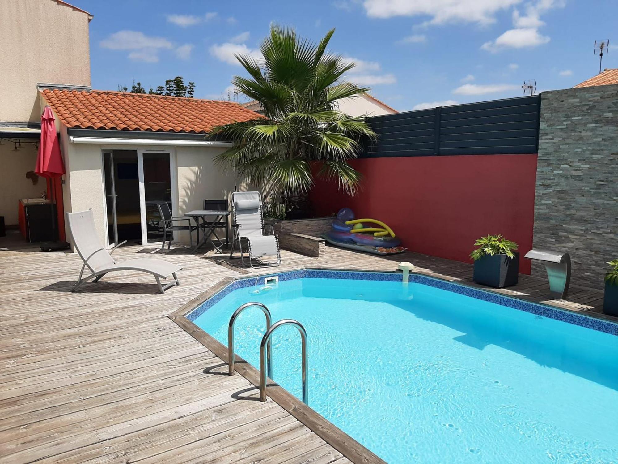 Studio Independant Chez L'Habitant Avec Piscine Et Cuisine Exterieures La Rochelle  Eksteriør bilde