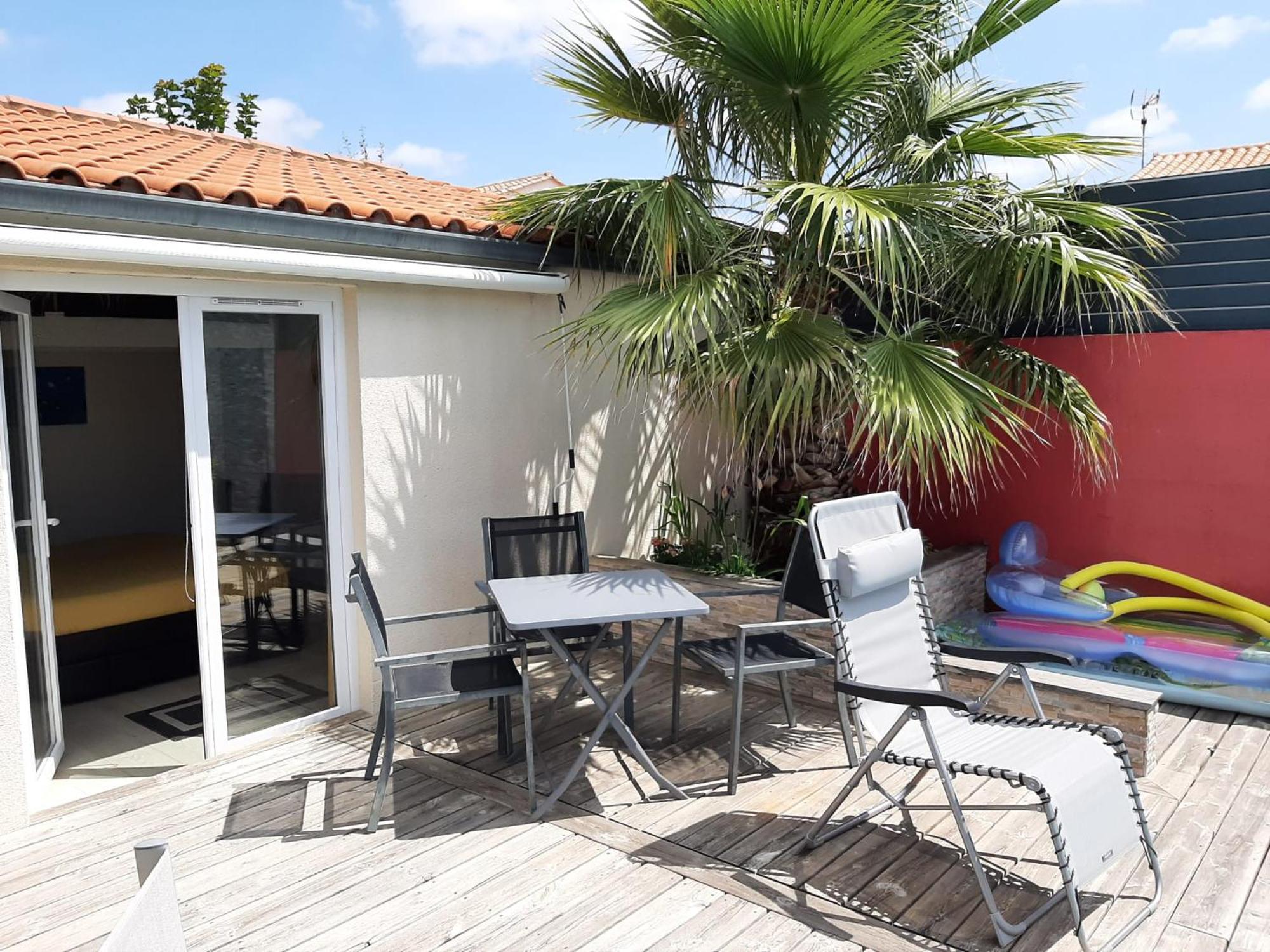 Studio Independant Chez L'Habitant Avec Piscine Et Cuisine Exterieures La Rochelle  Eksteriør bilde